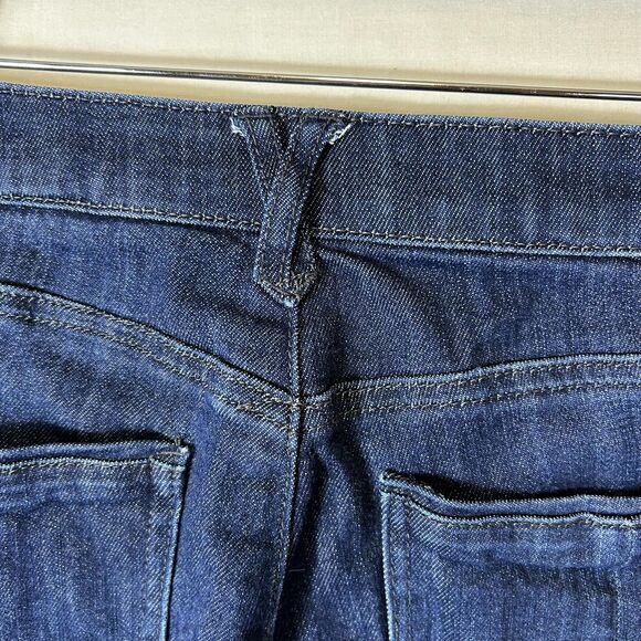 Democracy Blue Med-Dark Wash Mid-Rise Ab-Solution Raw Hem Cropped Jeans Size 14 - Picture 8 of 15